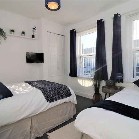 Three Bedroom Townhouse - Free Local Parking - By Property Promise Кардифф Экстерьер фото